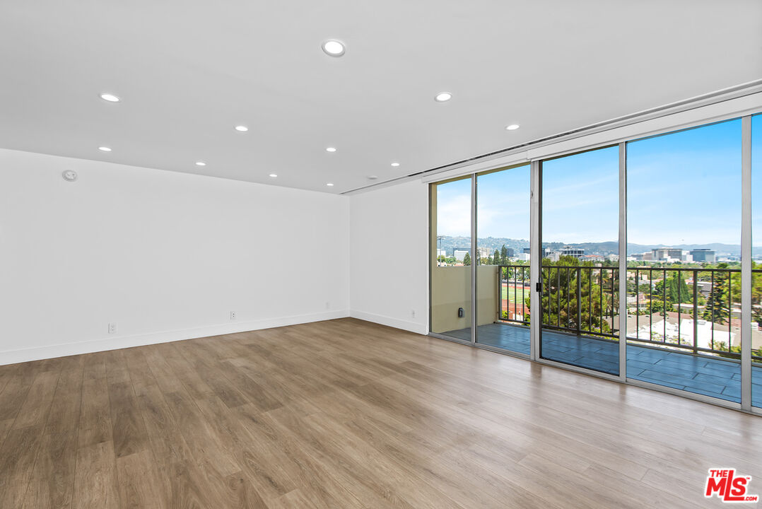 2160 Century Park Unit: 504N
