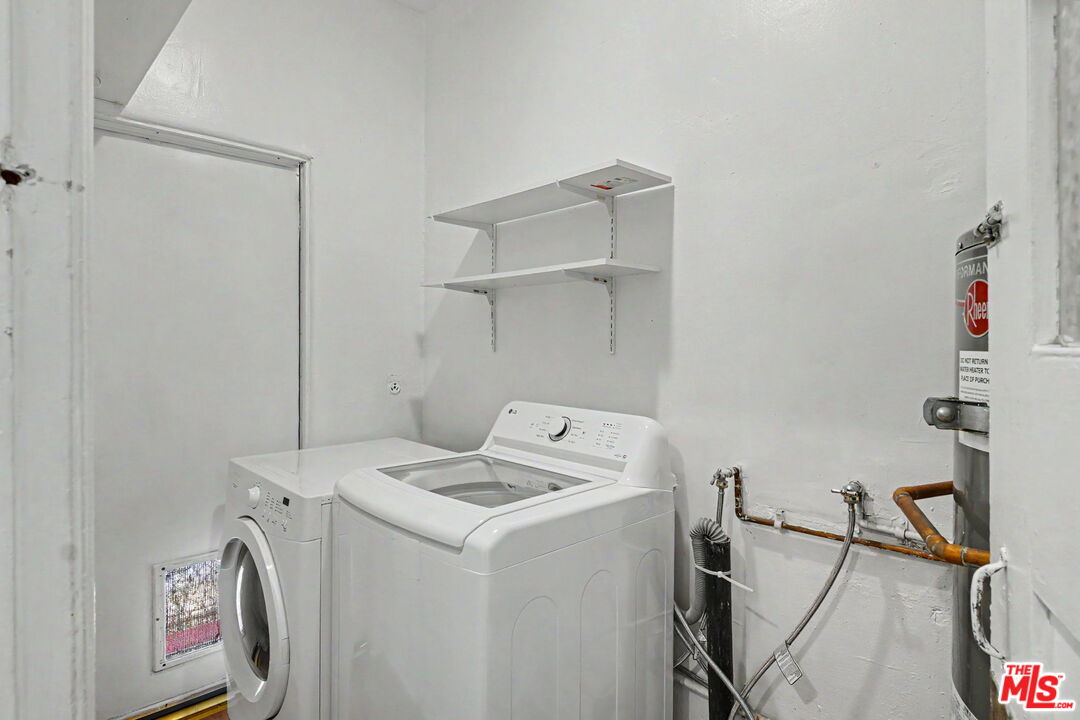 840 S Orange Grove Ave