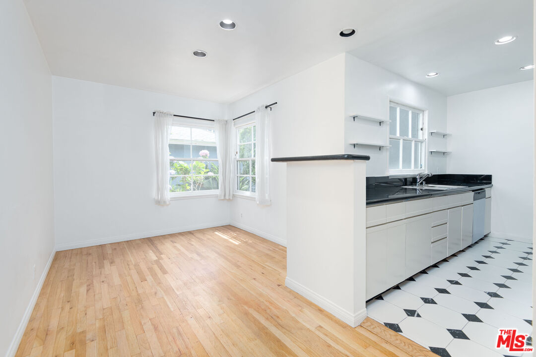 1133 26TH ST Unit: A
