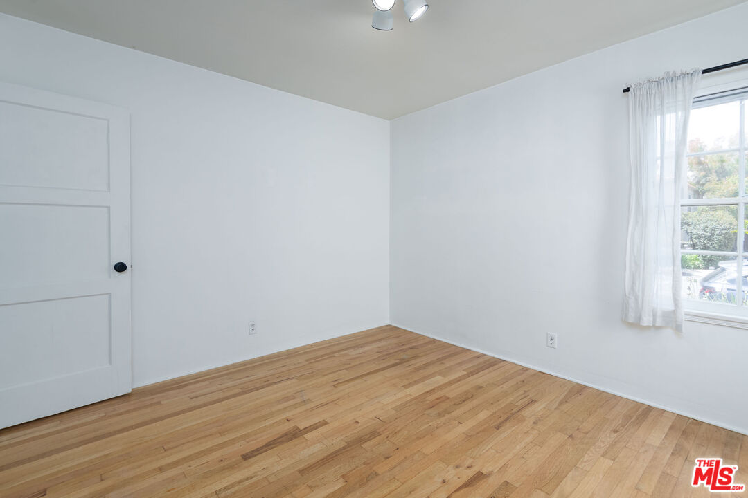 1133 26TH ST Unit: A