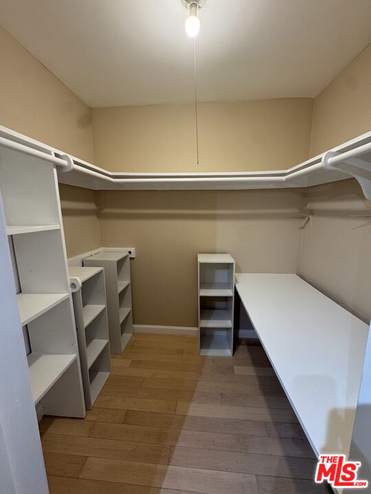 8550 Holloway Dr Unit: 101