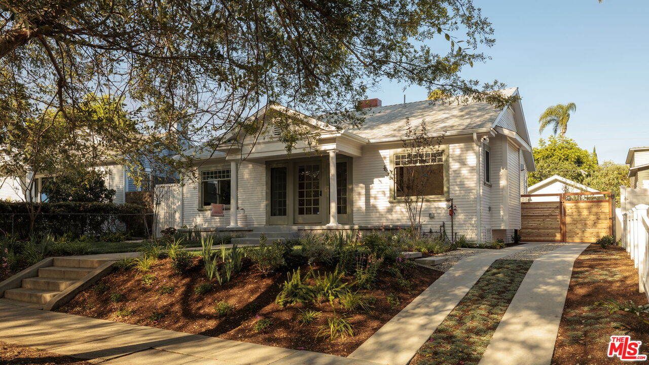 1318 N Ogden Dr