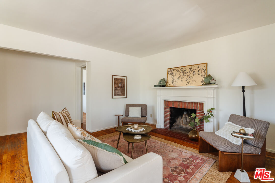 793 Figueroa Dr