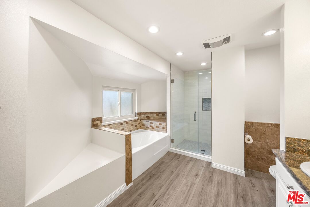 17493 Kaison Cir