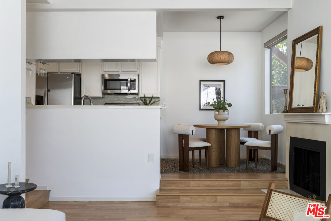 100 S Venice Blvd Unit: 3