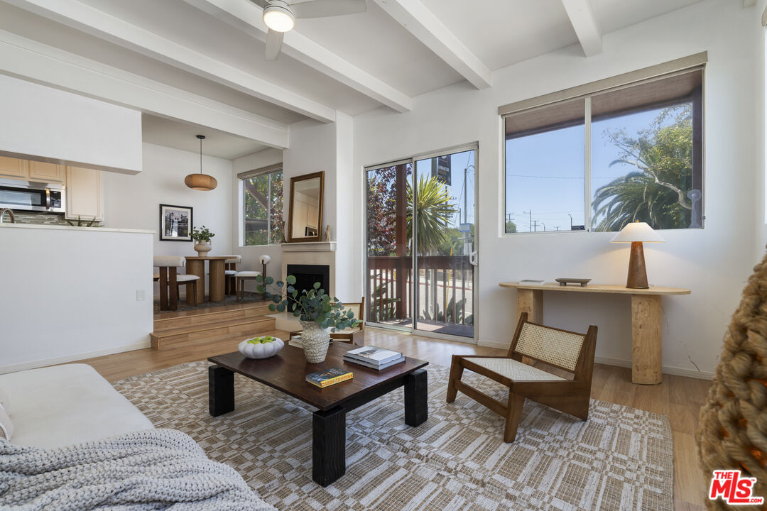 100 S Venice Blvd Unit: 3