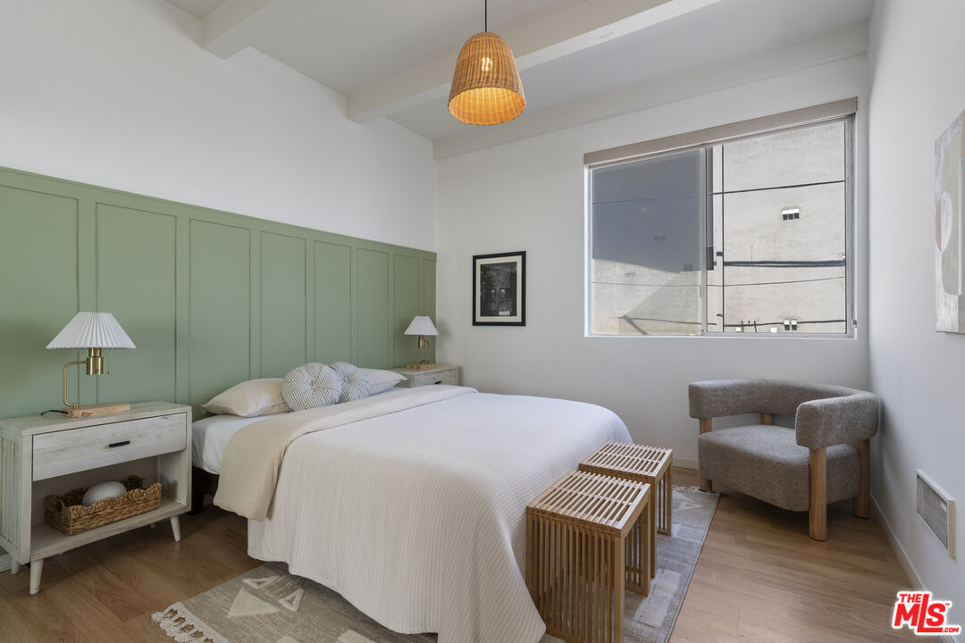 100 S Venice Blvd Unit: 3