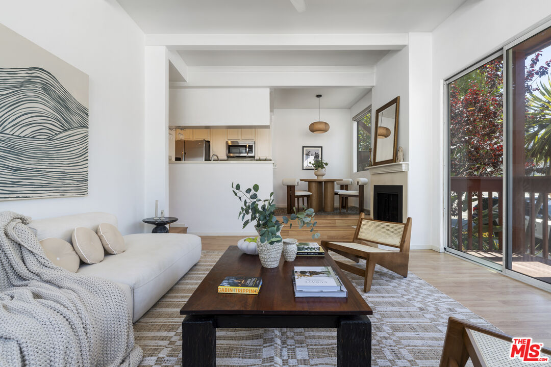 100 S Venice Blvd Unit: 3