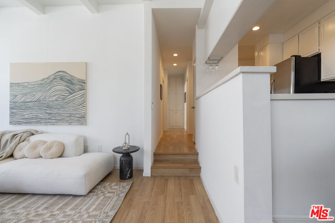 100 S Venice Blvd Unit: 3