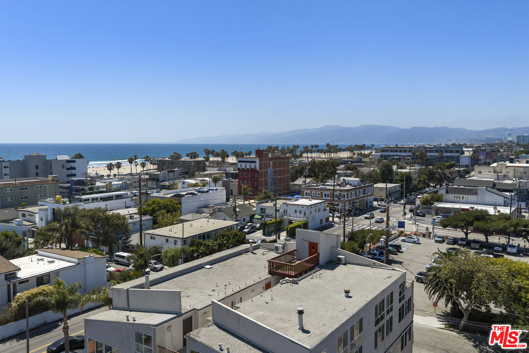 100 S Venice Blvd Unit: 3