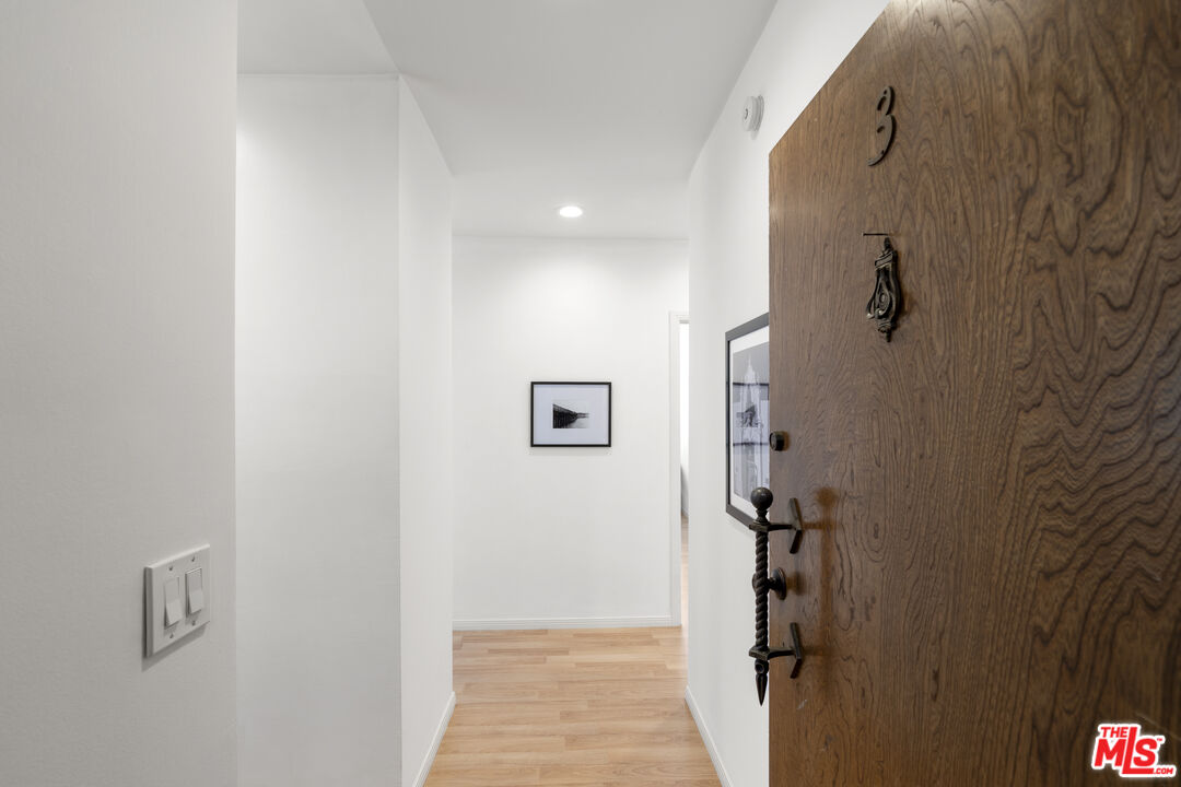 100 S Venice Blvd Unit: 3
