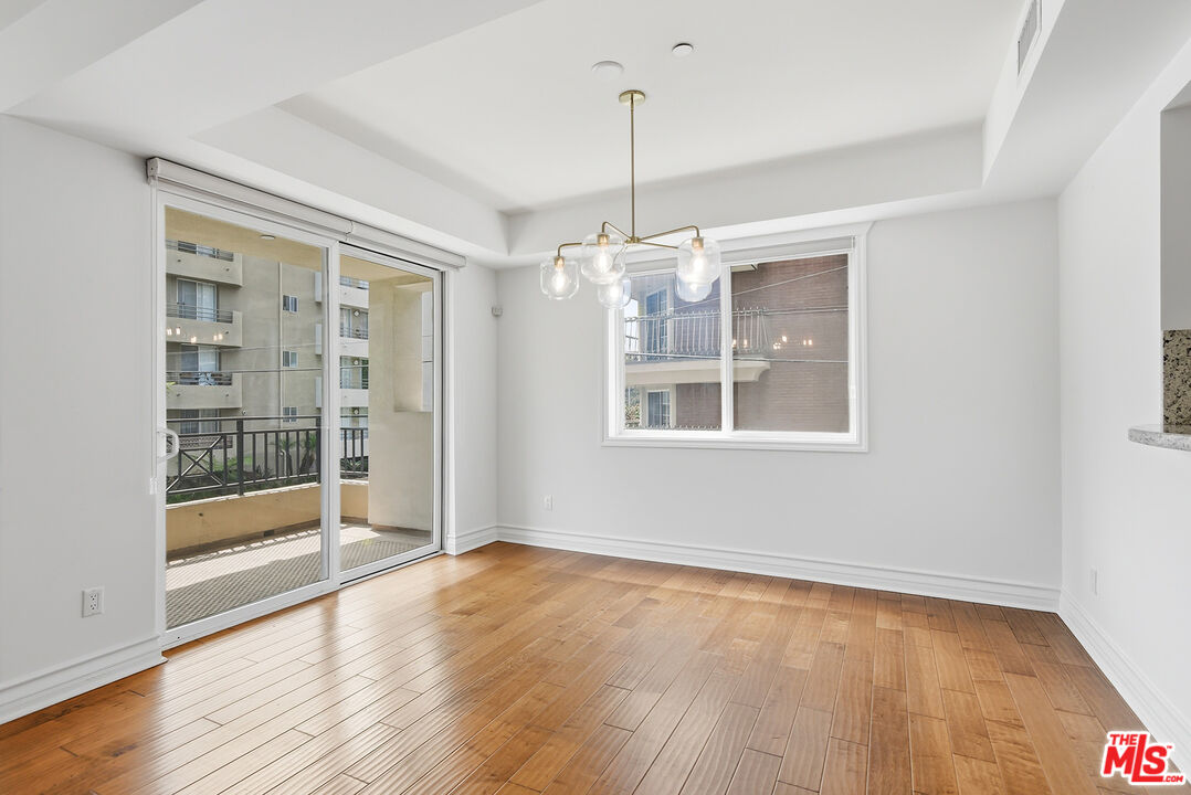 325 Arnaz Dr Unit: 201