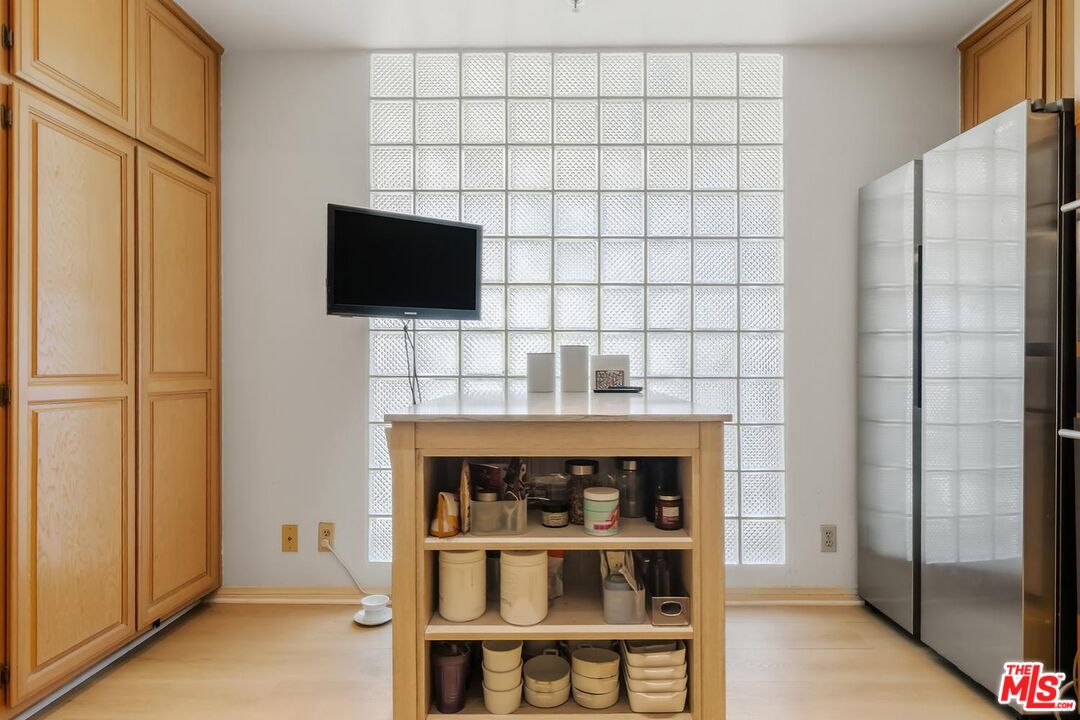 2132 Century Park Ln Unit: 303