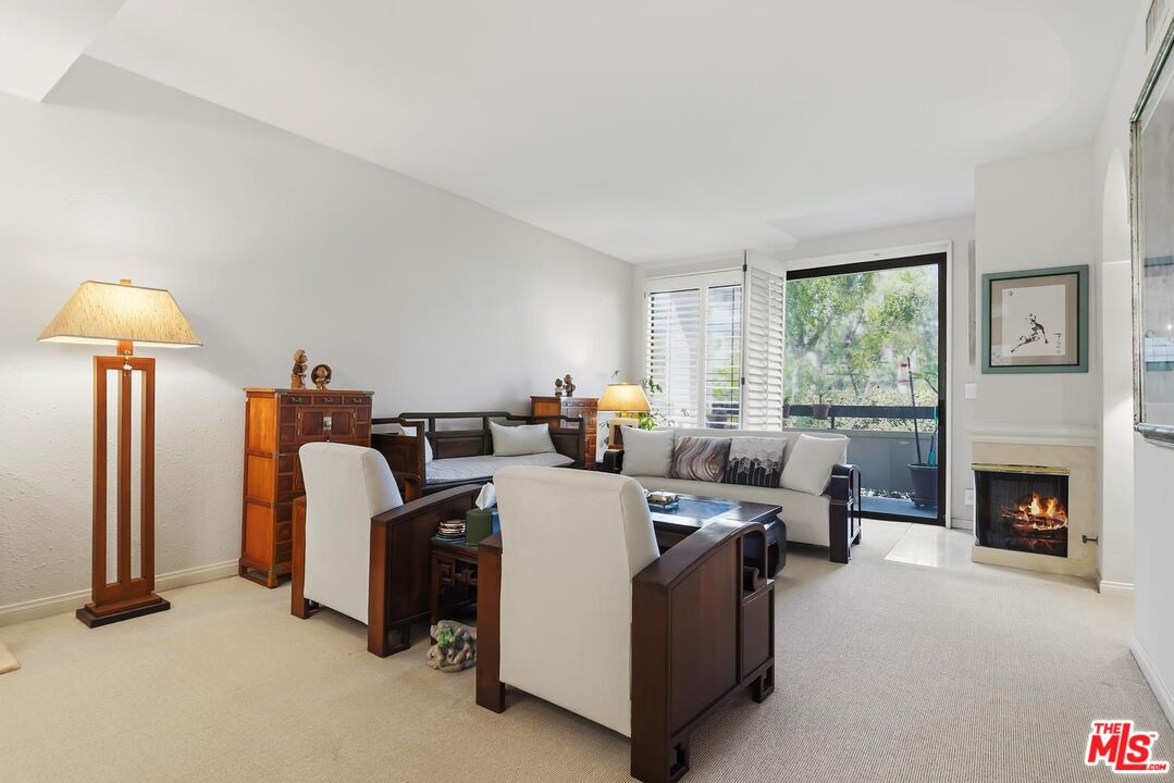 2132 Century Park Ln Unit: 303