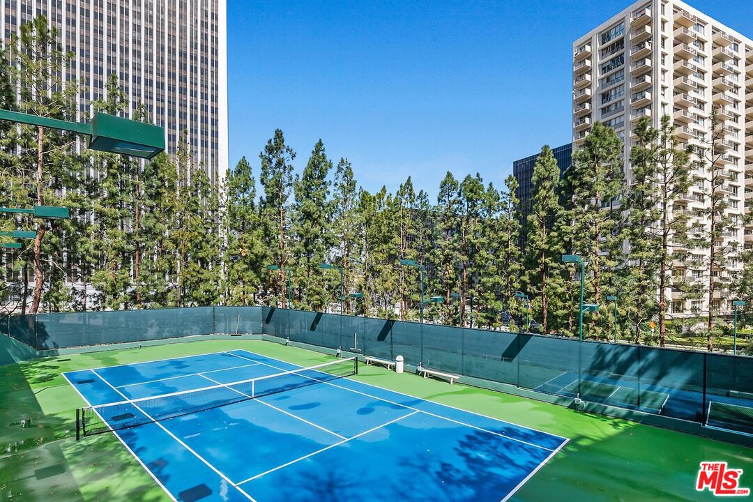 2132 Century Park Ln Unit: 303