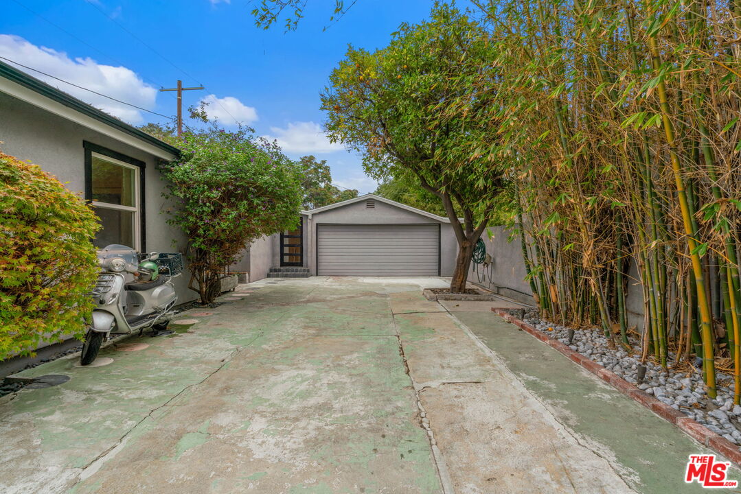 4511 Brunswick Ave