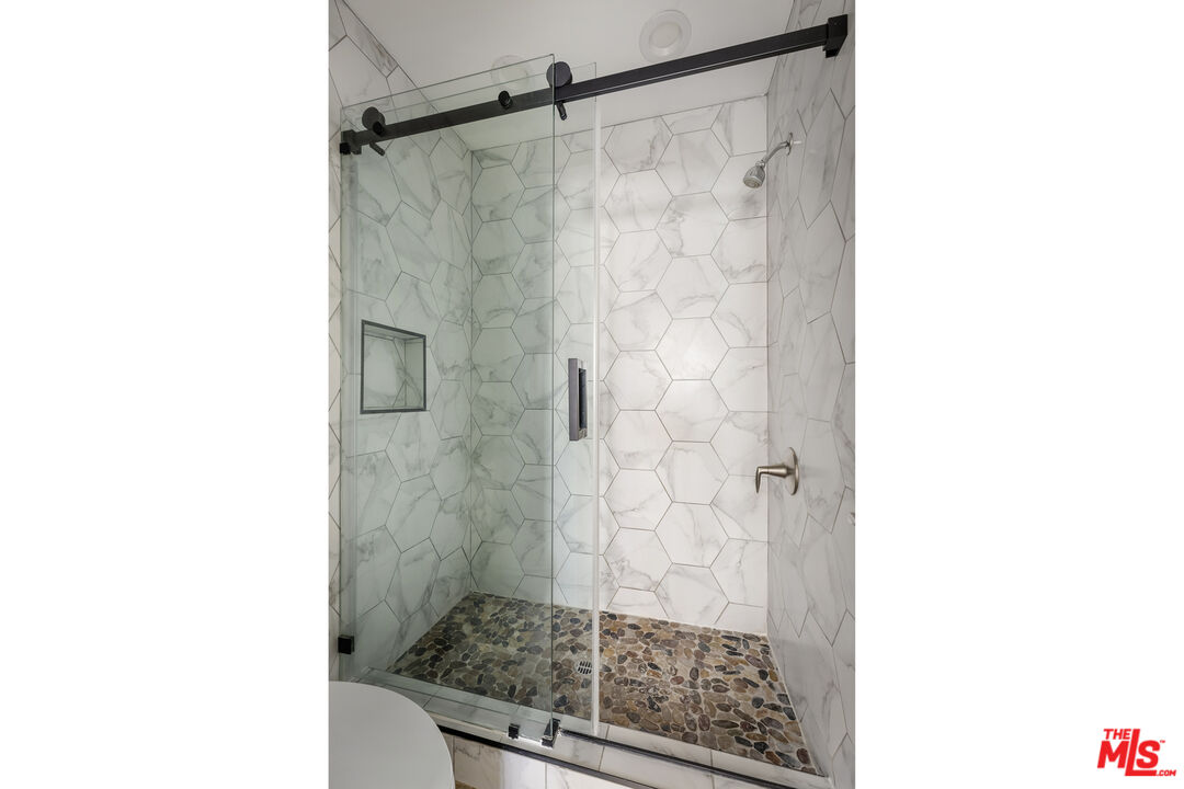 10982 Roebling Ave Unit: 436