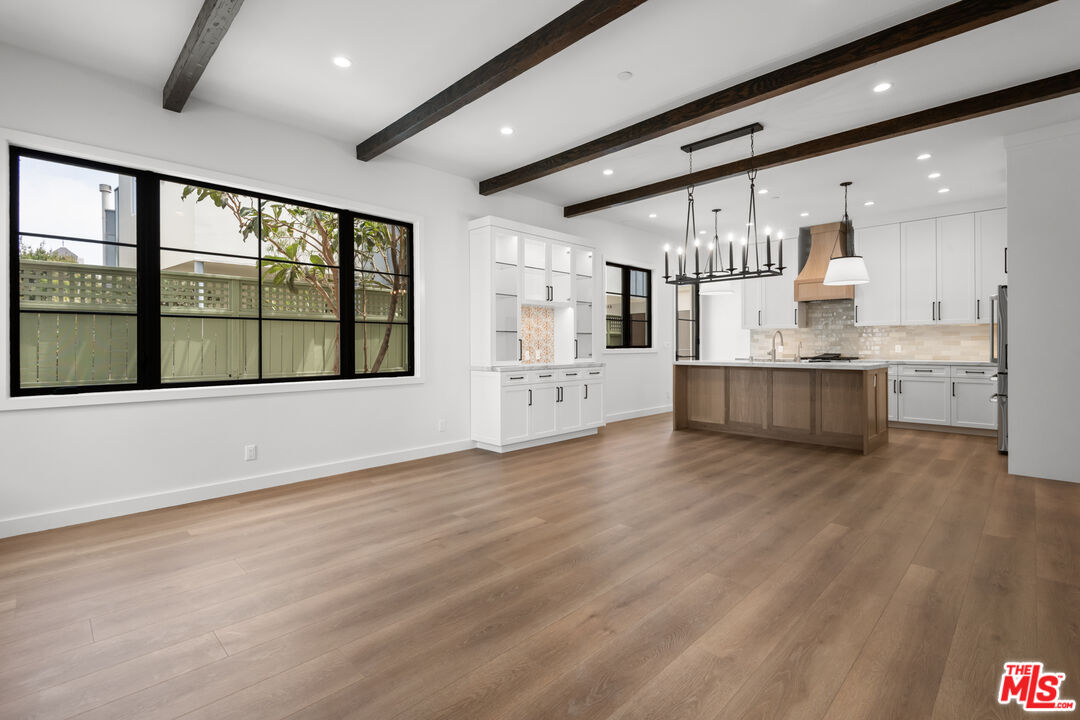 930 Lincoln Blvd Unit: A