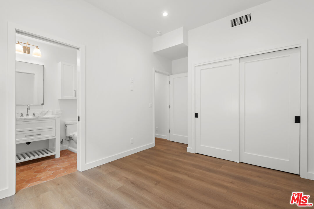 930 Lincoln Blvd Unit: A