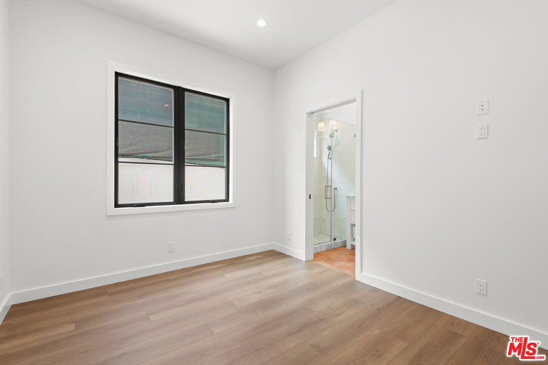 930 Lincoln Blvd Unit: A