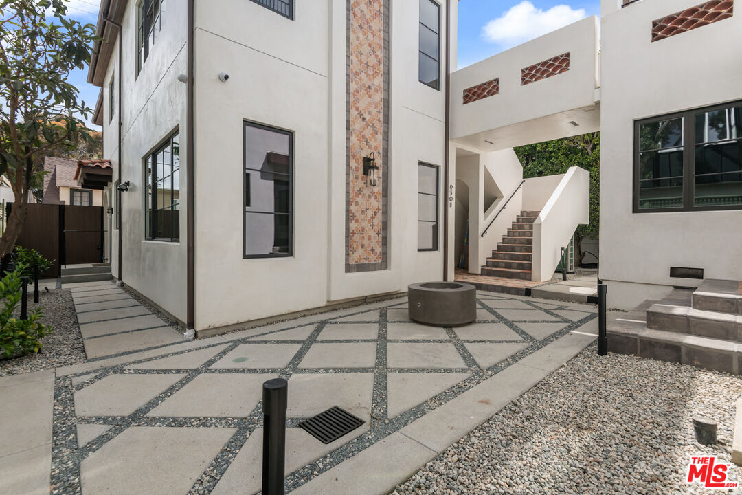 930 Lincoln Blvd Unit: A