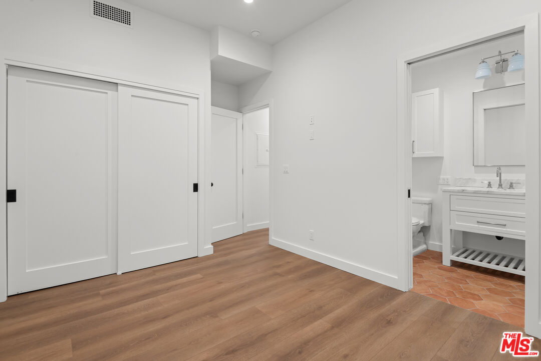930 Lincoln Blvd Unit: A