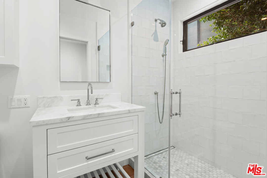 930 Lincoln Blvd Unit: A