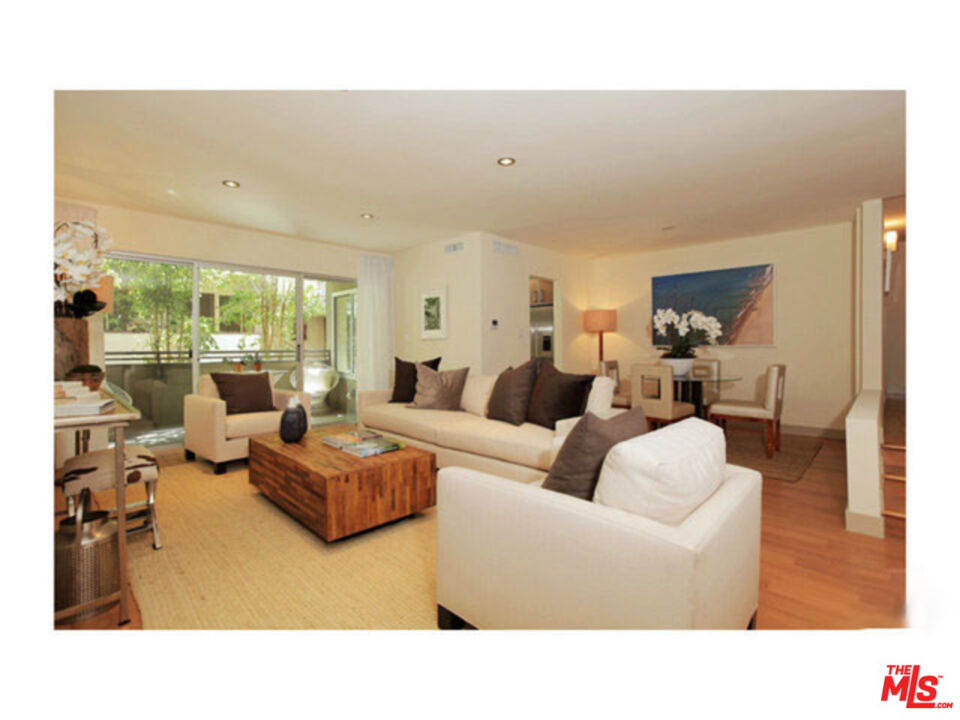 11657 Chenault St Unit: 105