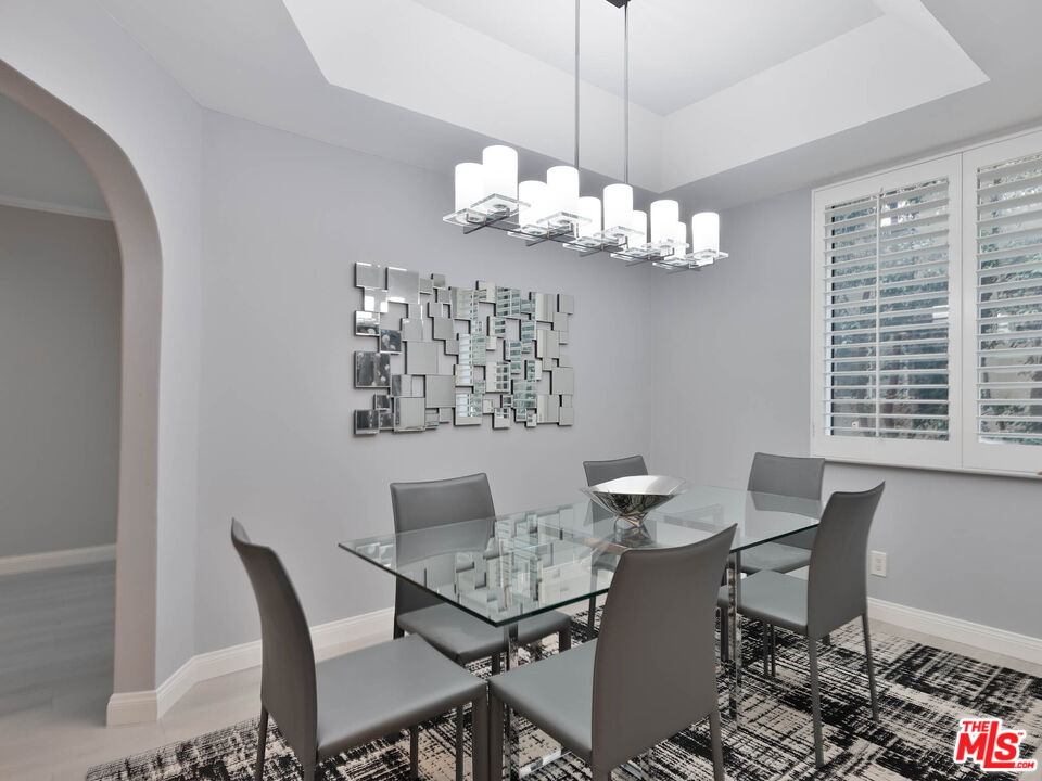 8455 Fountain Ave Unit: 312