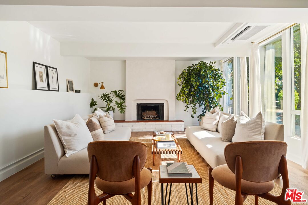 8223 Yucca Trl