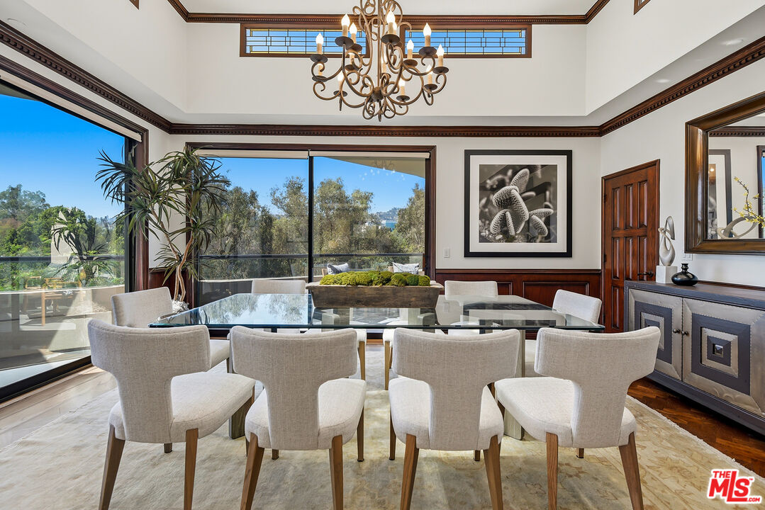 450 N Maple Dr Unit: 501