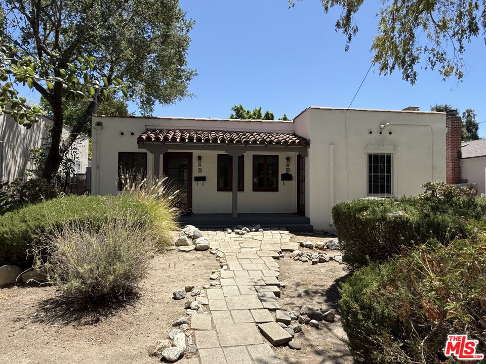 92 S Sunnyslope Ave