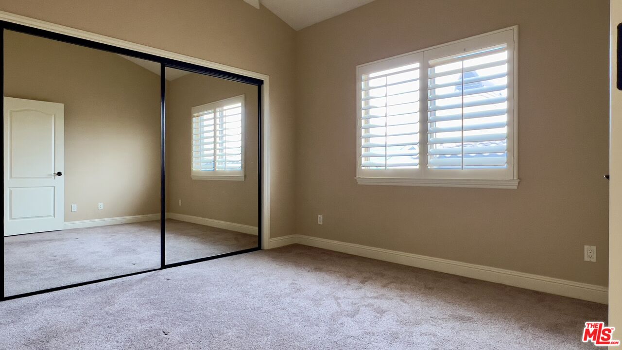 1011 Green Lane