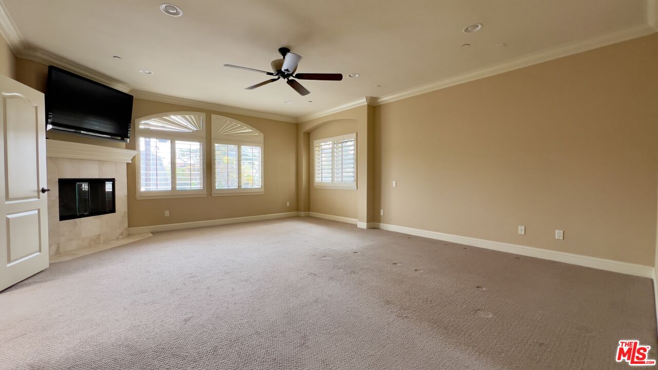 1011 Green Lane