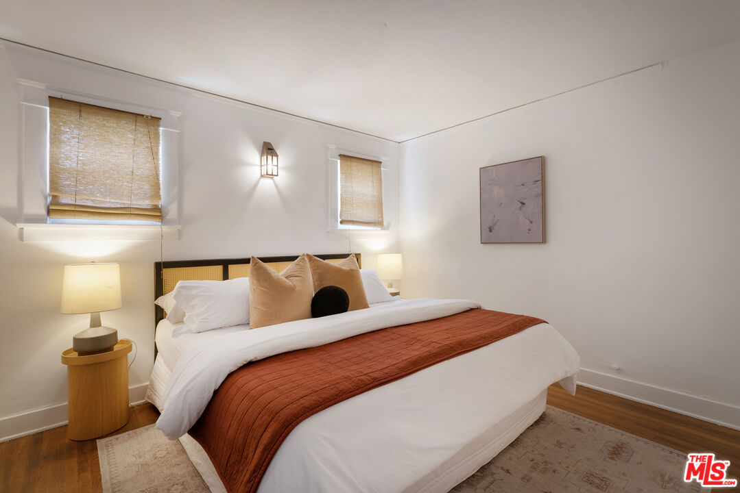 1159 N FULLER AVE Unit: A