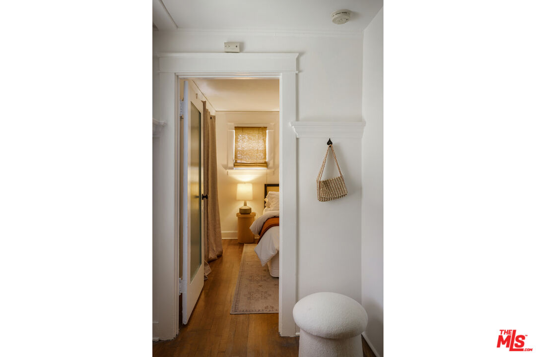1159 N FULLER AVE Unit: A