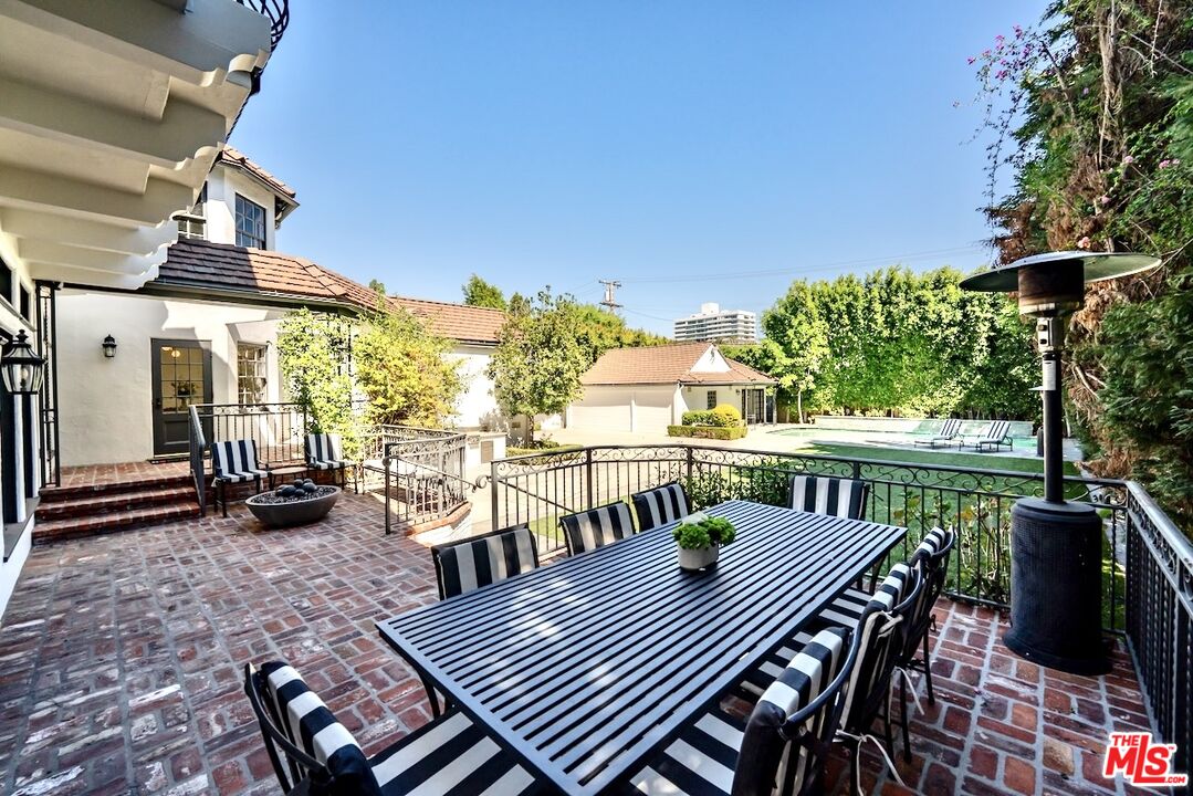 628 N Sierra Dr