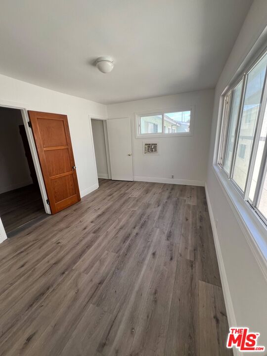 4822 Rosewood Ave Unit: 4