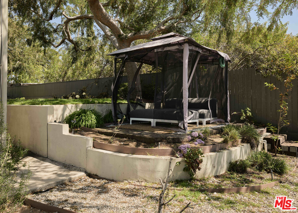 1205 Eagle Vista Dr