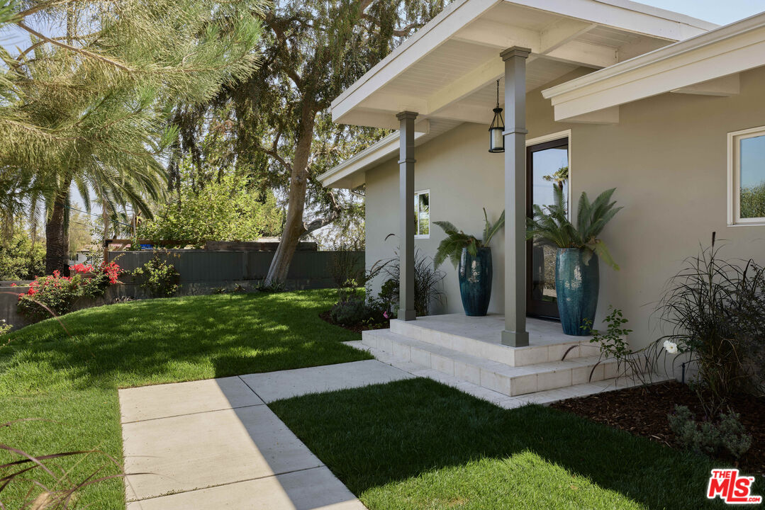 1205 Eagle Vista Dr
