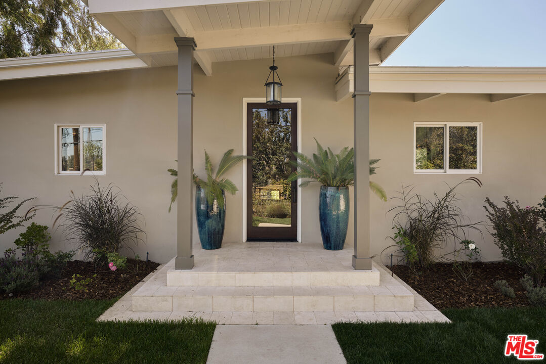 1205 Eagle Vista Dr
