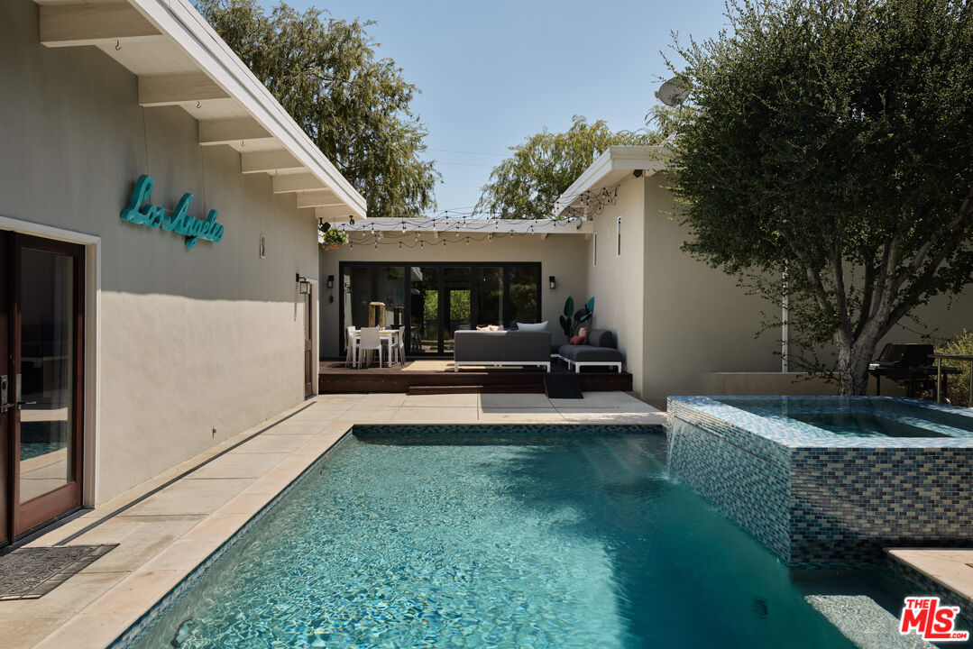 1205 Eagle Vista Dr