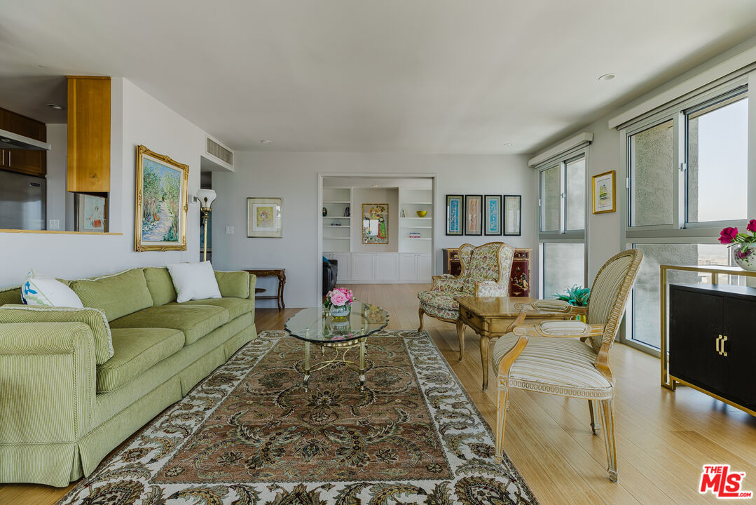 800 W 1st St Unit: 2410