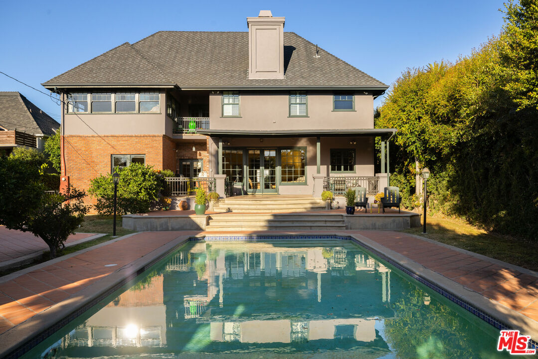 309 S Plymouth Blvd