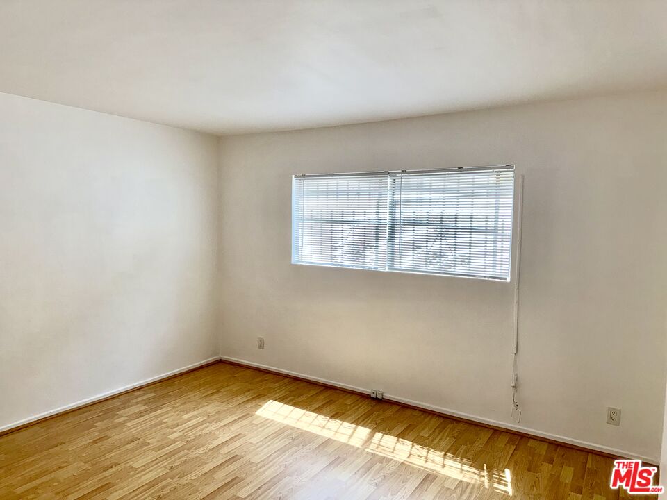 1672 Federal Ave Unit: 3