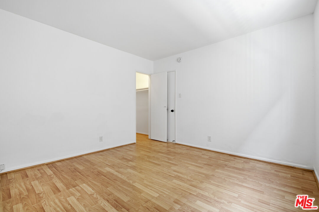 1672 Federal Ave Unit: 3
