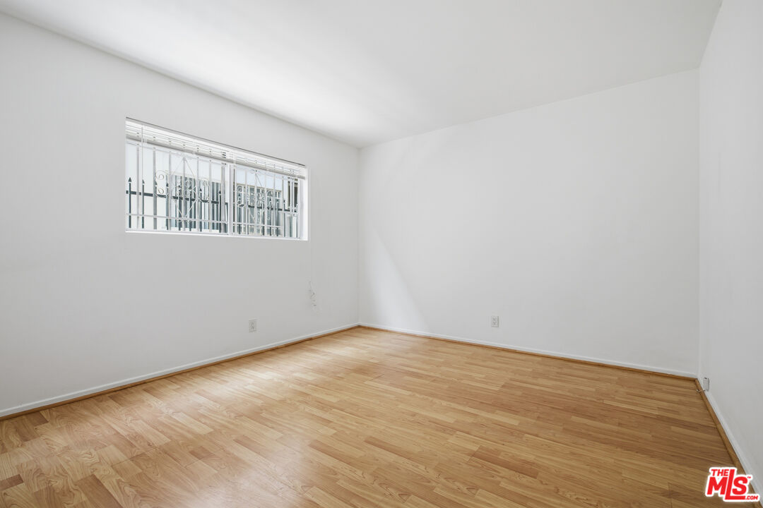 1672 Federal Ave Unit: 3
