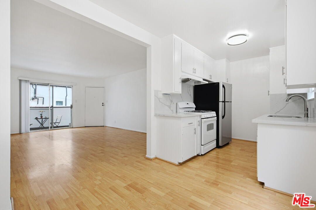 1672 Federal Ave Unit: 3