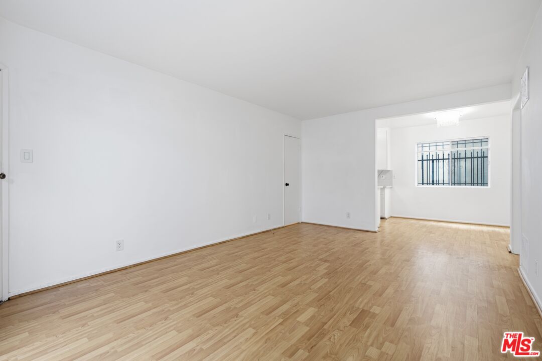 1672 Federal Ave Unit: 3