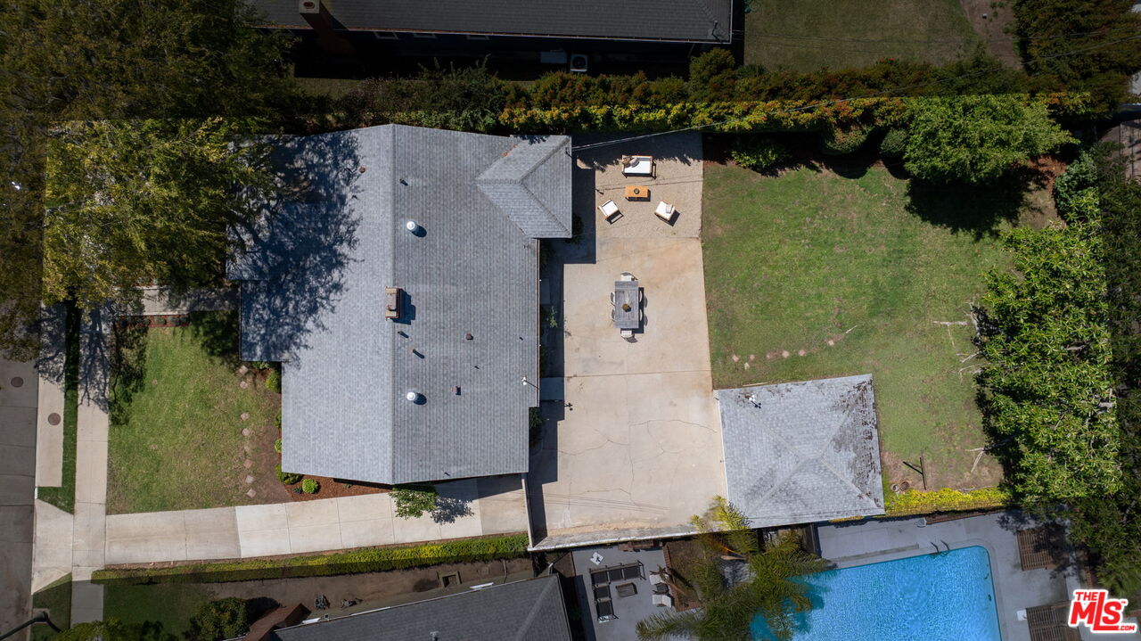 2244 Hillsboro Ave
